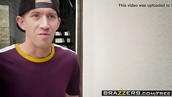 Alexis Fawx En Danny D In Een Hete Brazzers-Scène Met Een Kinky Twist