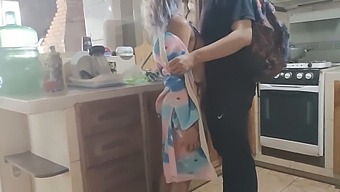 My Neighbor Asks For Assistance And Ends Up Getting Analed As She Moans